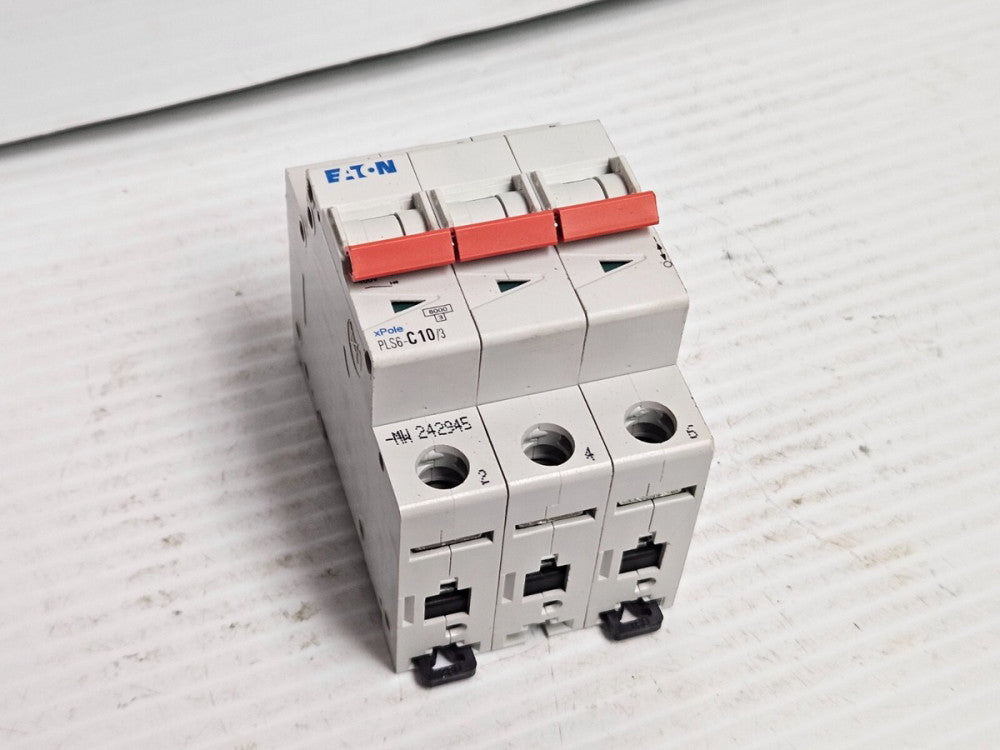 EATON XPOLE CIRCUIT BREAKER PLS6-C10/3 PLS6-C10/3-MW 10 A AMP 3P 3 POLE