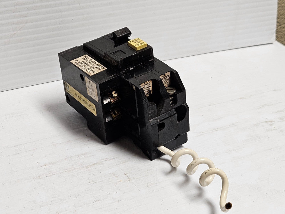 SQUARE D CIRCUIT BREAKER QOB230GFI2100 2P 2 POLE 30 A AMP 120V - USED