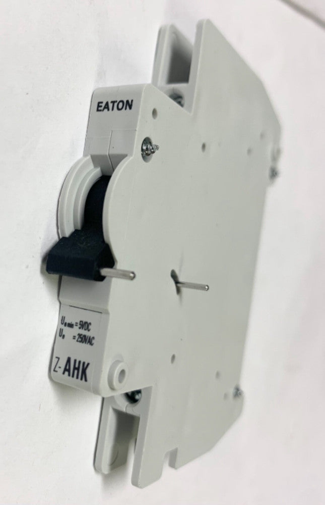 EATON MOELLER Z-AHK 248433 Auxiliary Switch 4 AMP 250 VAC 5v 1S+10  Z AHK