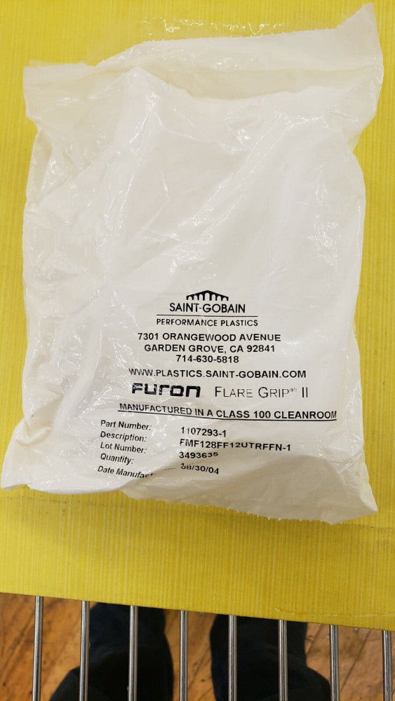 New, Saint-Gobain, FMF128FF12UTRFFN-1, 3/4" Tube Diameter Union Tee Reducer 