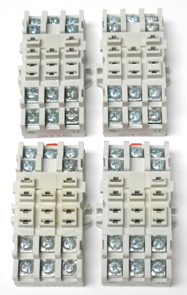 LOT OF 4 DAYTON 5X853M 15 AMP 300 Volt Relay Base Socket 11 Blade Type