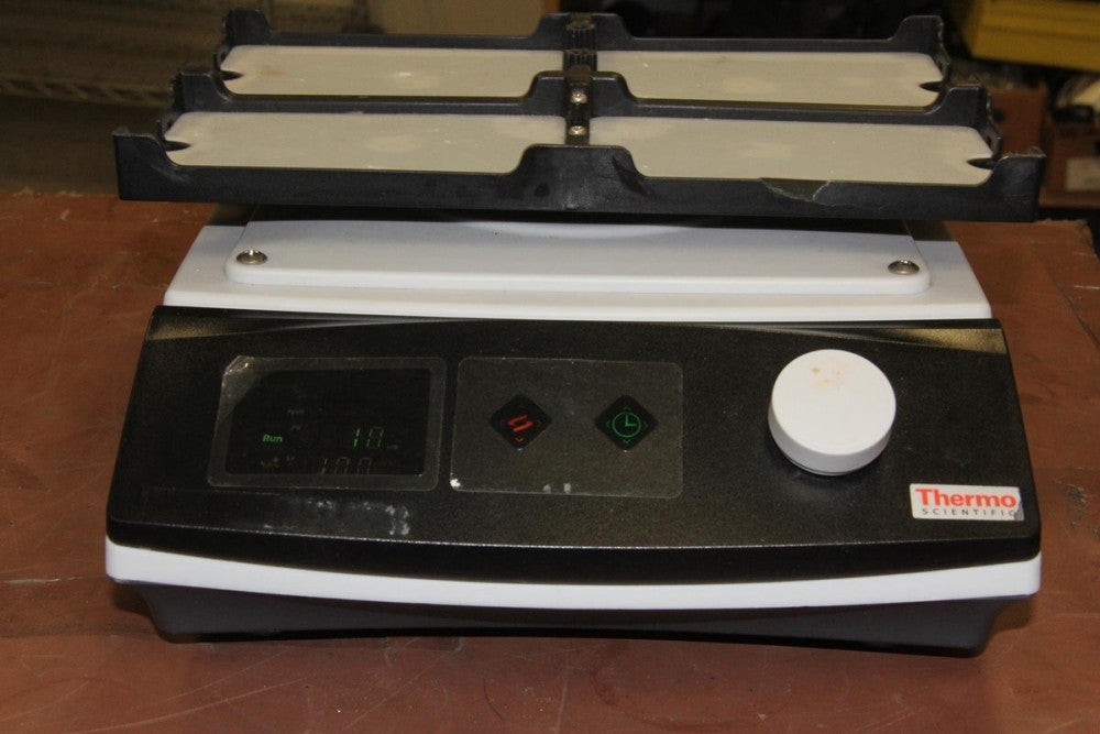 THERMO SCIENTIFIC 88880023 Compact Digital Microplate Shaker "TESTED"