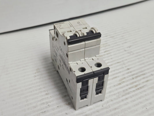 SIEMENS CIRCUIT BREAKER 5SY62 MCB C3 5SY6203-7 3 A AMP 400V 2P 2 POLE - USED
