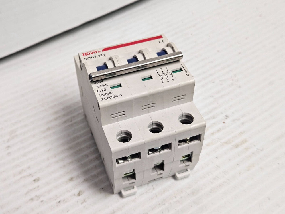 HUYU CIRCUIT BREAKER HUM18-63/3 C10 10 A AMP 3P 3 POLE 400V - USED