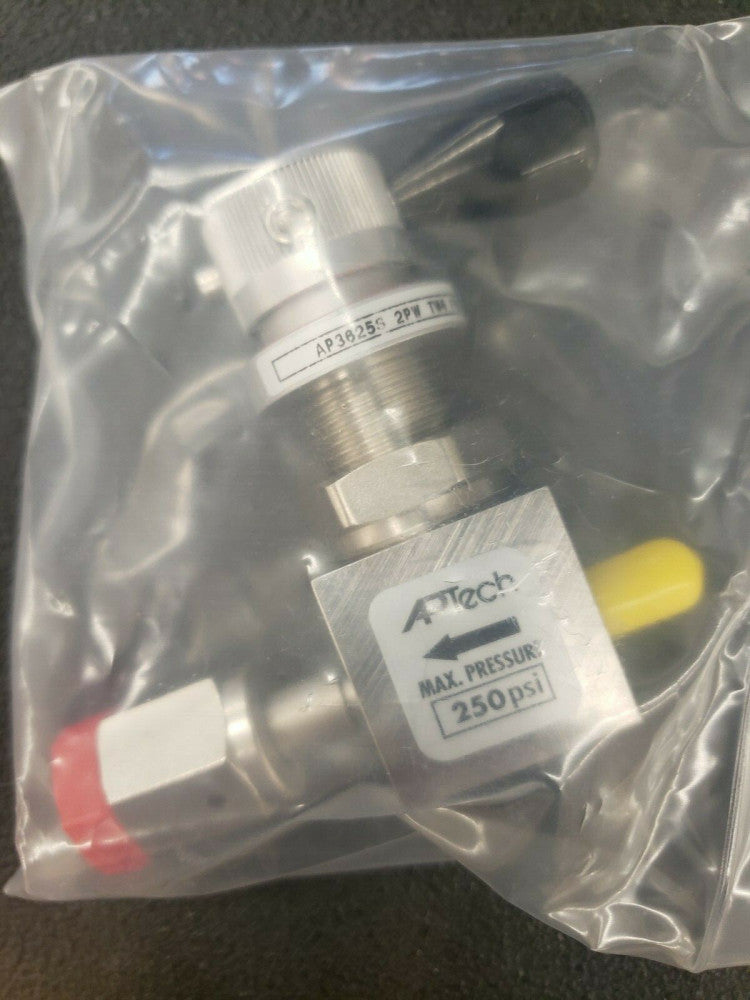 NEW, AP TECH, AP3625S 2PW TW4 FV4, Valve, 1/4" Manual, SS 15 Ra, Vac-3,000 PSIG