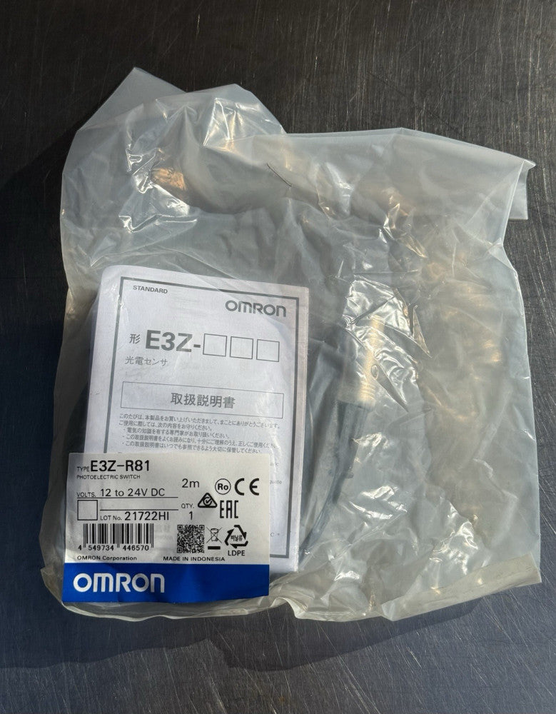 OMRON E3Z-R81 Photoelectric Switch Sensor 2M - 12 to 24 VDC New
