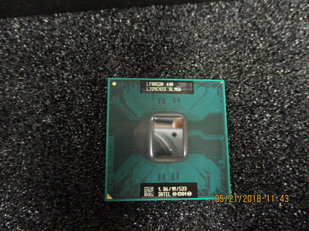 AT80570PJ0806MS LB9J Intel MPU Core2 Duo Processor E8400 45nm 3GHz 77 Brand New!