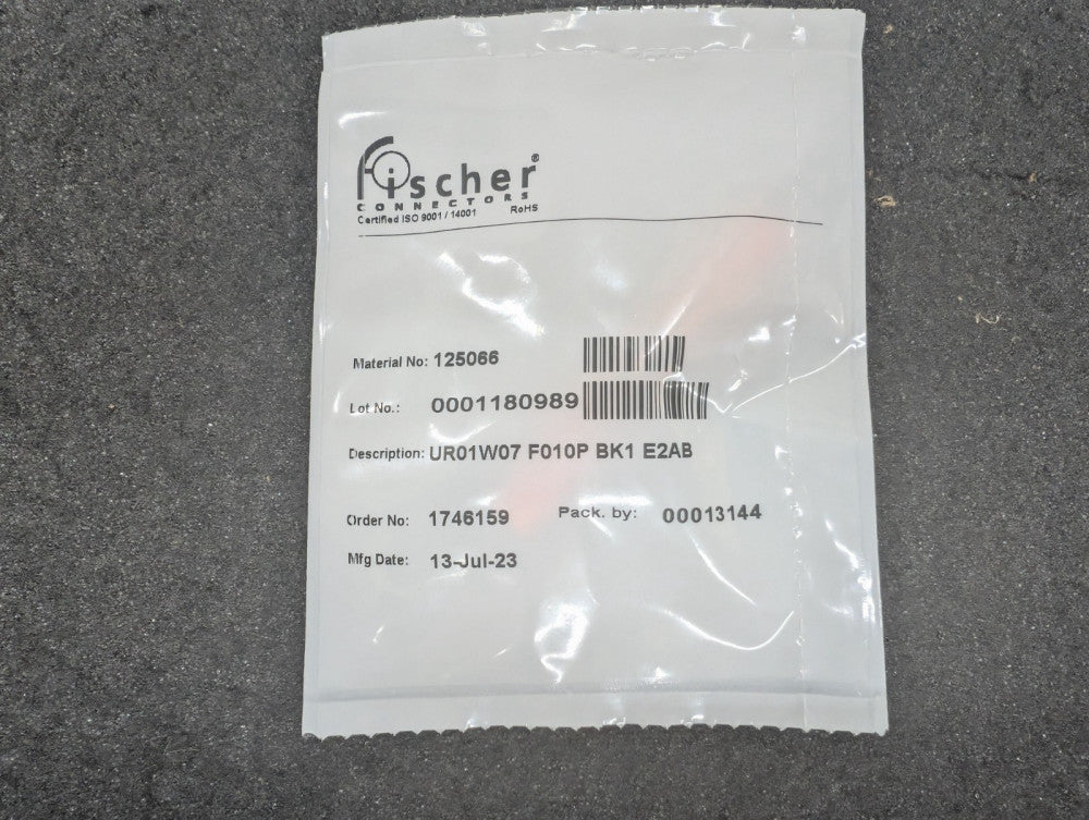 New, Fischer Connector, UR01W07F010PBK1E2AB, ULTIMATE Panel Rear Mounted Recept.