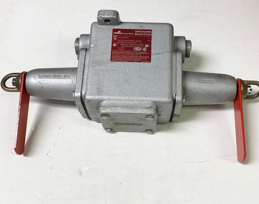 Cooper Crouse Hinds AFUX0333 66 20 AMP 600 VAC Conveyor Control Switch 