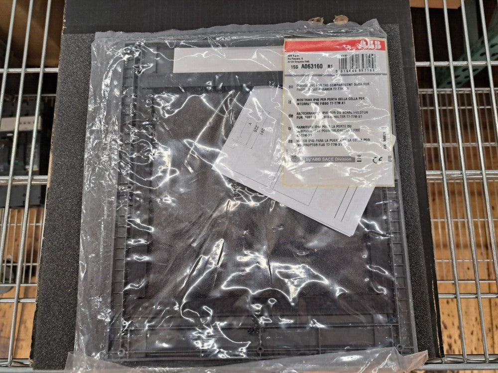 New, ABB, A063160, DOOR FLANGE NSMP