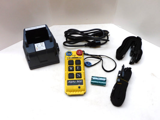 Fomotech Alpha 560A Radio Transmitter CH. 201 18:01010101 301.1050 MHz W/Charger