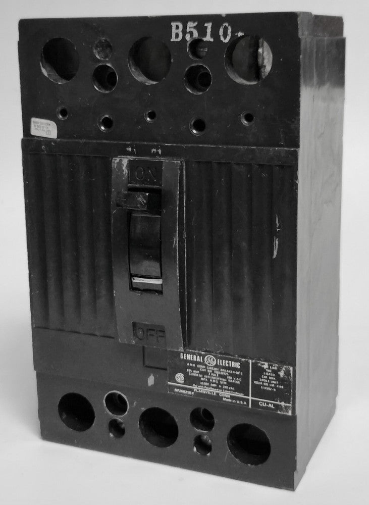 GENERAL ELECTRIC TQD32225 3 Pole 225 AMP Type TQD Circuit Breaker 240 VAC