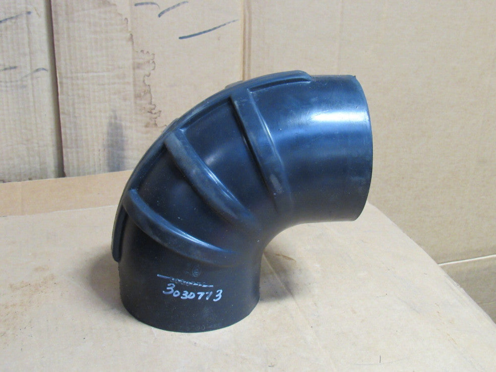 GRM RUBBER 90° ELBOW BOOT COUPLING 3030772 5-1/2" ID - USED