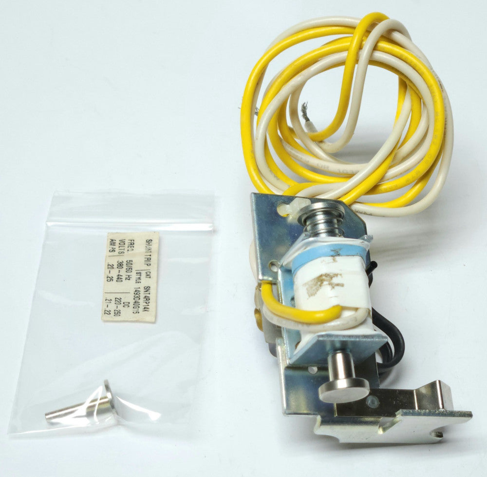 EATON CUTLER HAMMER SNT4RP14K L Frame 380-440 VAC 220 -250 VDC Shunt TRIP 1493D4
