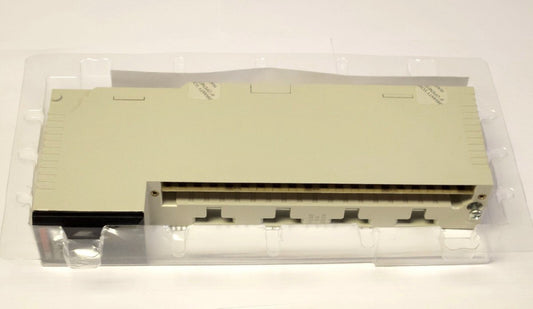 SCHNEIDER ELECTRIC MODICON 140DAO84210 AC Output Module 115-230 VAC OUT 140 DAO