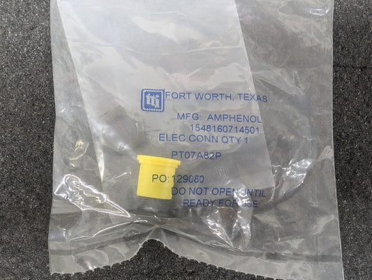New, Amphenol, PT07A-8-2P, CONN RCPT MALE 2P GOLD SLDR CUP