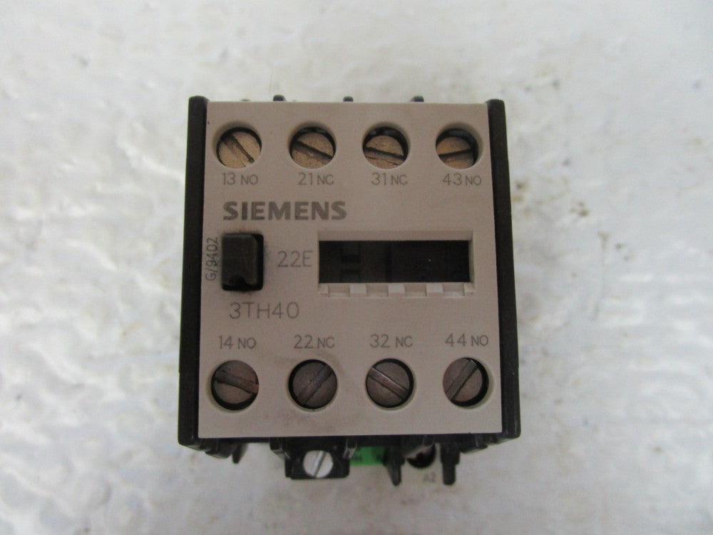 Siemens 3TH4022-0A Contactor 110V Coil