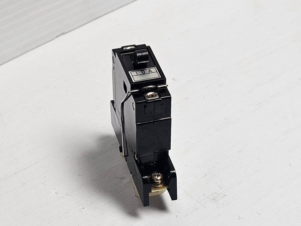 NEW IDEC CIRCUIT BREAKER NRAN1100 10 A AMP 1P 1 POLE 250V W/ BASE NR21