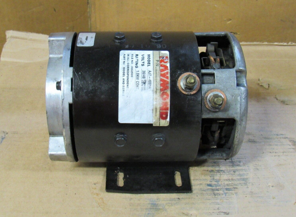 RAYMOND POWER STEERING MOTOR 570-273/500 AJ7-4001A 36/48V 1.0KW - USED