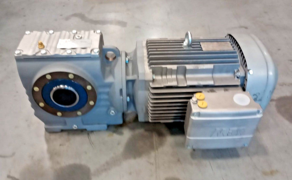 SEW EuroDrive SA77/T-DRN132M4 x 17.45 GearMotor 3ph 10hp 1774/102rpm Ratio 17.45