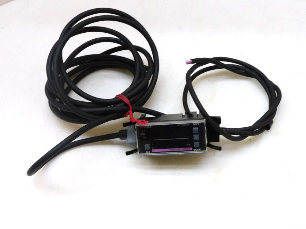 KEYENCE AP-V85W PRESSURE SENSOR AMPLIFIER 12-24VDC