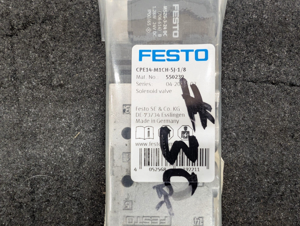 New, Festo, CPE14-M1CH-5J-1/8, SOLENOID VALVE, 5/2, BISTABLE