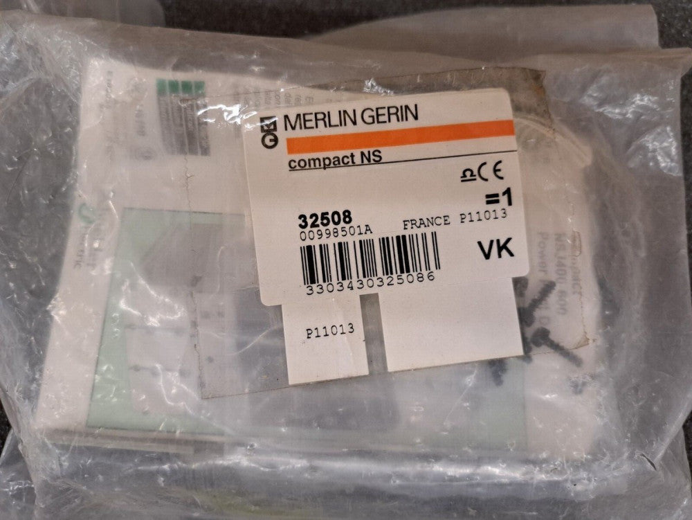 New, Schneider Electric, 32508, CIRCUIT BREAKER LUG KIT