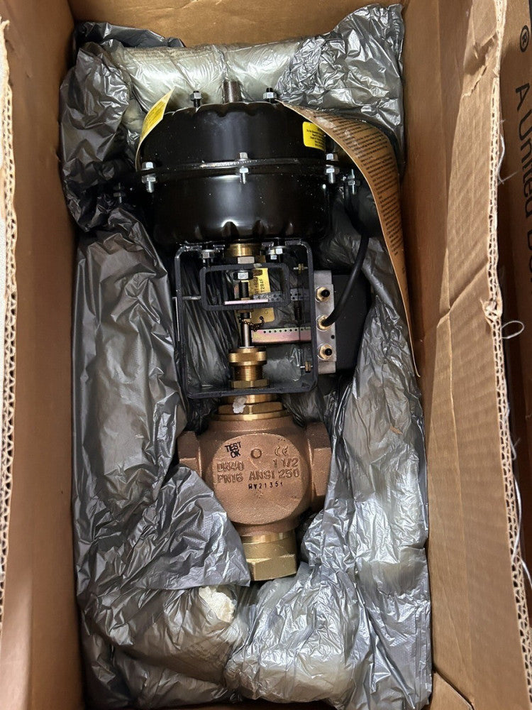 Johnson Controls VG7842RT+823E01 Globe Valve