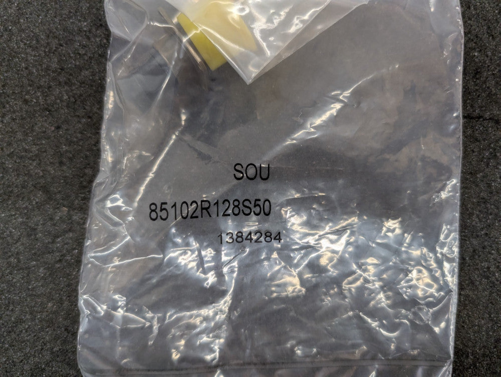 New, Souriau, 85102R128S50, Circular MIL Spec Connector 851 8C 8#20 SKT RECP