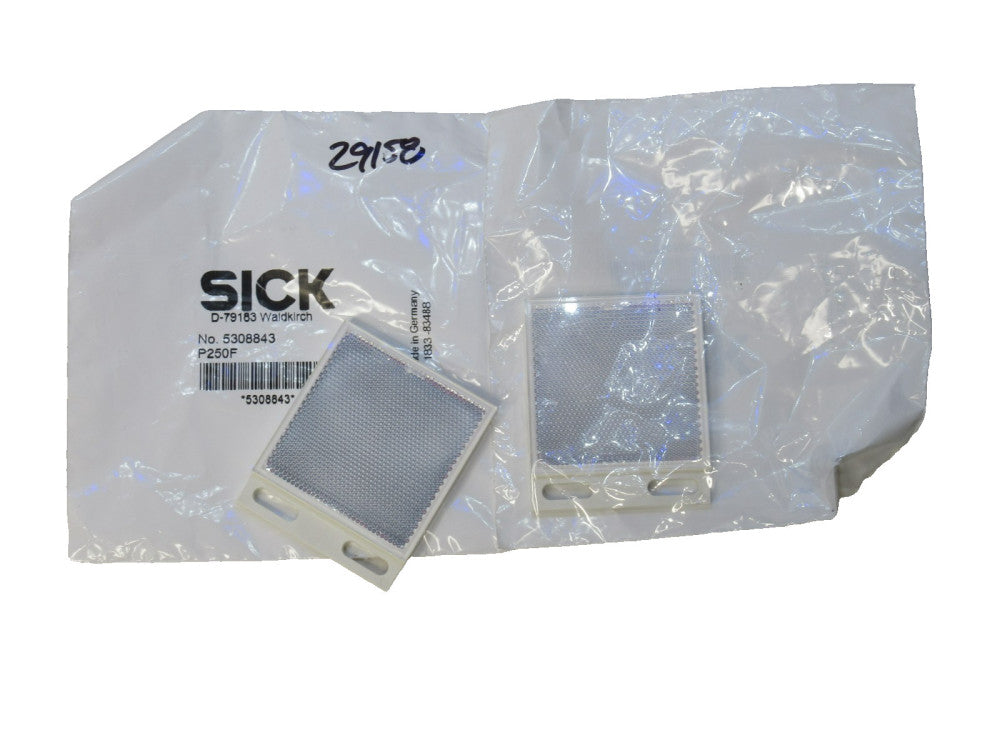 Sick 5308843 Fine triple reflector 47X47mm, screw connection (New - Lot of 2)