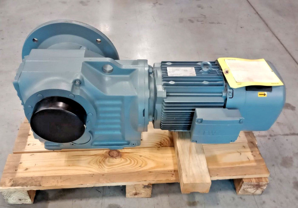 SEW EuroDrive KHF87-DRS112M8/4BE5HR x 126.91 Gear Motor 400V Ratio 126.91