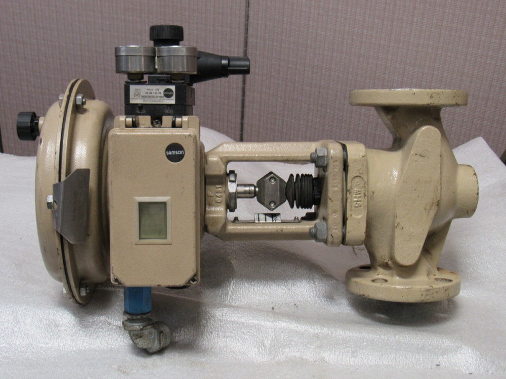 SAMSON ACTUATOR CONTROL VALVE 3277 CL150 1-1/2" 0818/WCC W/ POSITIONER 3730-2