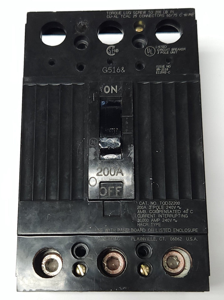 GENERAL ELECTRIC TQD32200 3 Pole 200 AMP Type TQD Circuit Breaker 240 VAC