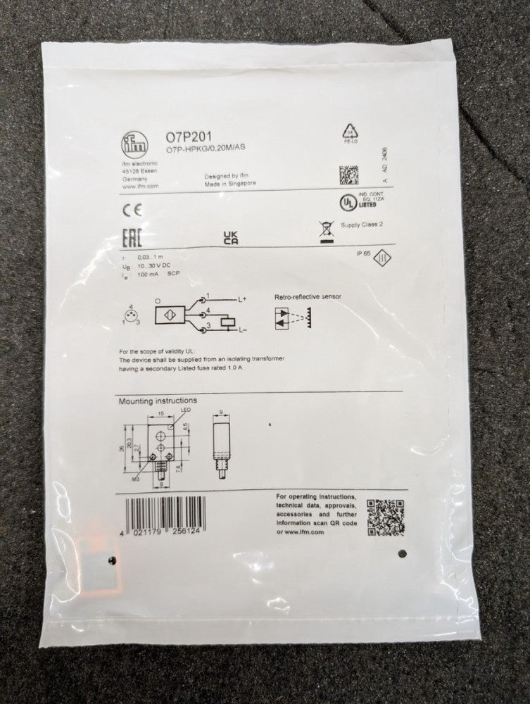 New, IFM, O7P201, RETRO-REFLECTIVE SENSOR, RED LIGHT