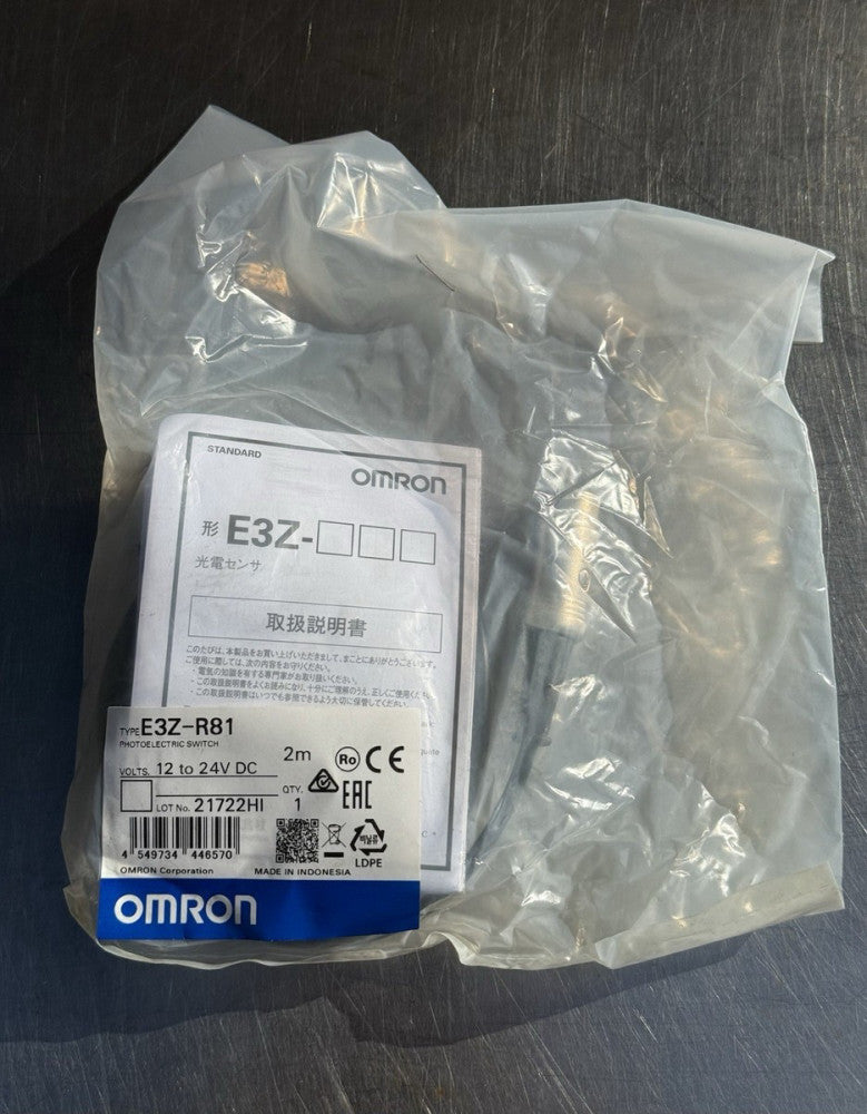 OMRON E3Z-R81 Photoelectric Switch Sensor 2M - 12 to 24 VDC New
