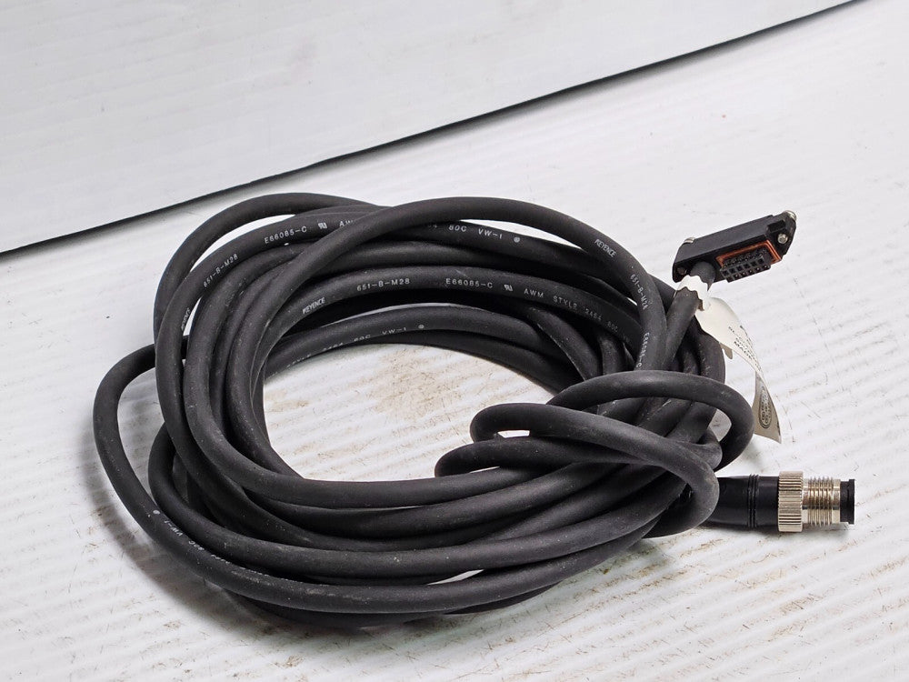 KEYENCE CONNECTOR CABLE SL-PC5P-R SLPC5PR - USED