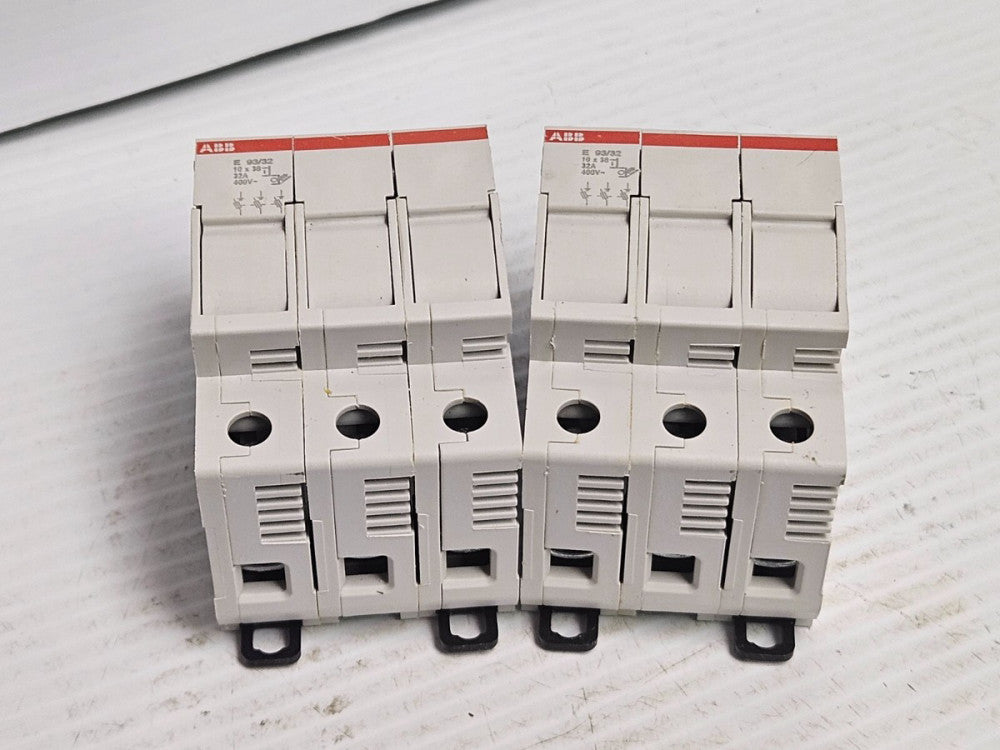 LOT OF 2 ABB FUSE DISCONNECTOR SWITCH E93/32 10X38 32 A AMP 3P 3 POLE 400V