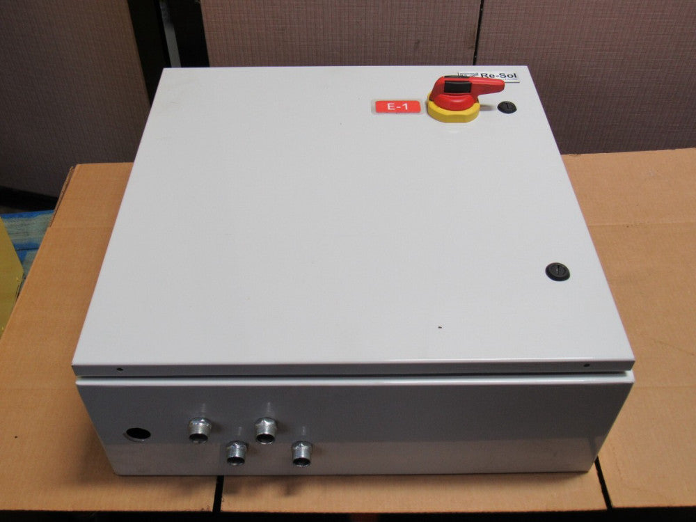 SCE ELECTRICAL CONTROL PANEL ENCLOSURE SCE-24EL2408ALLP 24X24X8 W/ Backplate