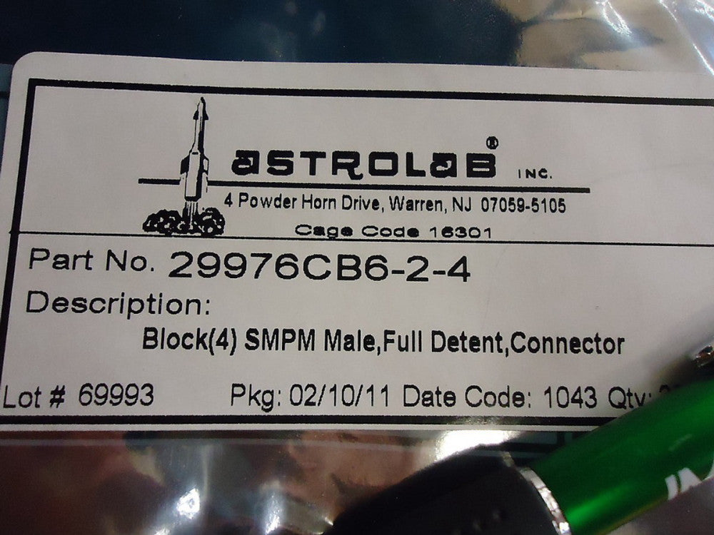 Astrolab 29976CB6-2-4 SMPM MALE,FULL DETENT, 4 BLOCK CONNECTOR. Brand New!