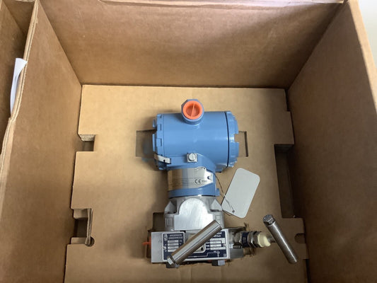 Rosemount 3051 Smart Pressure Transmitter. Model    3051CG2A02A1BS5K6M5Q4Q8