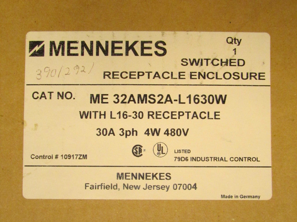 MENNEKES ME 32AMS2A L1630W 480V 30 Amp Switched L16-30 Receptacle + Enclosure