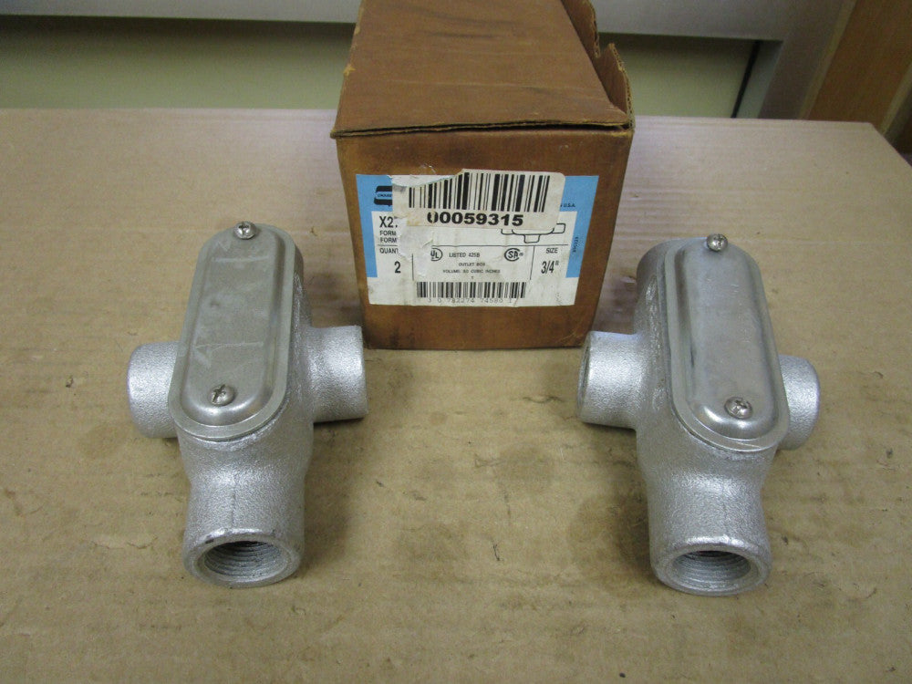 NEW LOT OF 2 CROUSE-HINDS 3/4" X 27 CONDUIT BODY