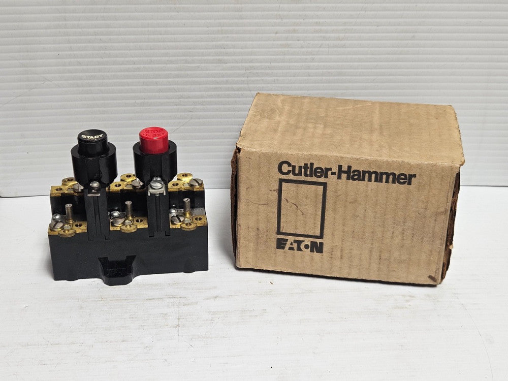 NEW CUTLER HAMMER START STOP / RESET PUSH BUTTON SWITCH 10-2553-4