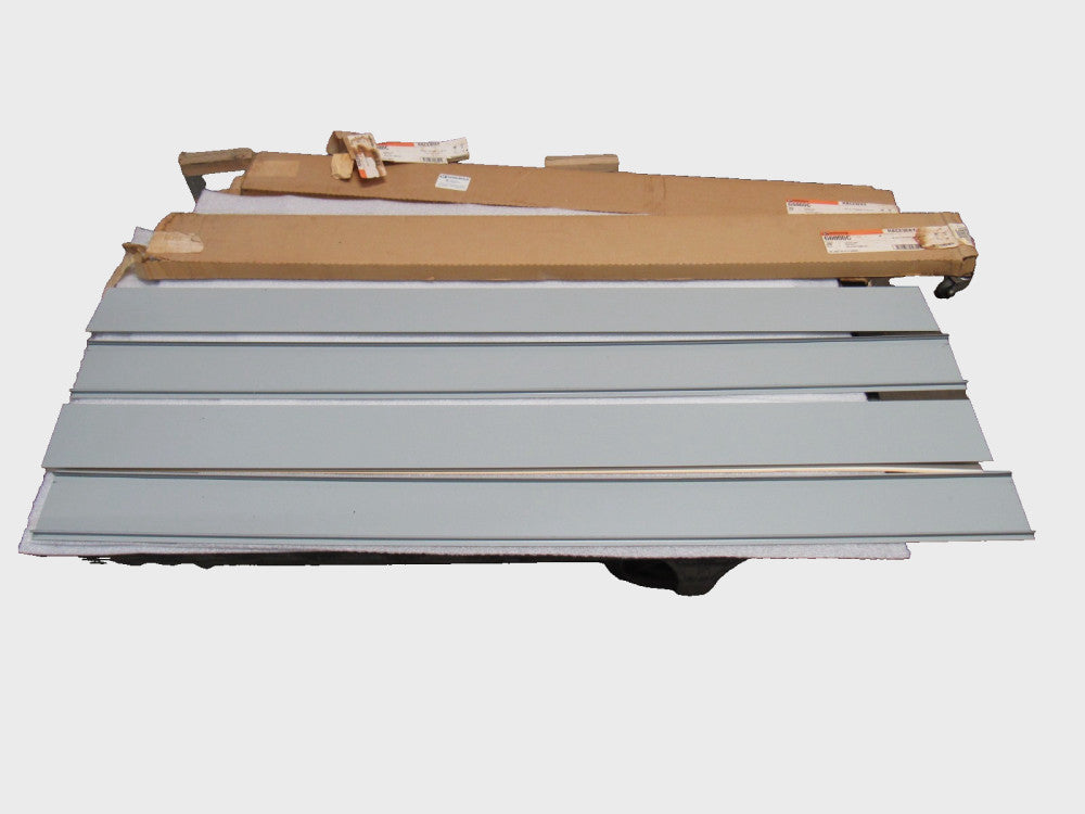 Box of 4 Wiremold G6000C Raceway Cover 5' Ft