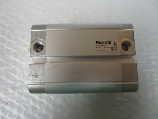 NEW REXROTH 0 822 395 007 PNEUMATIC CYLINDER 0822395007