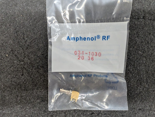 New, Amphenol, 034-1030, CONN HDBNC JACK R/A 75 OHM PCB - Lot of 4pcs