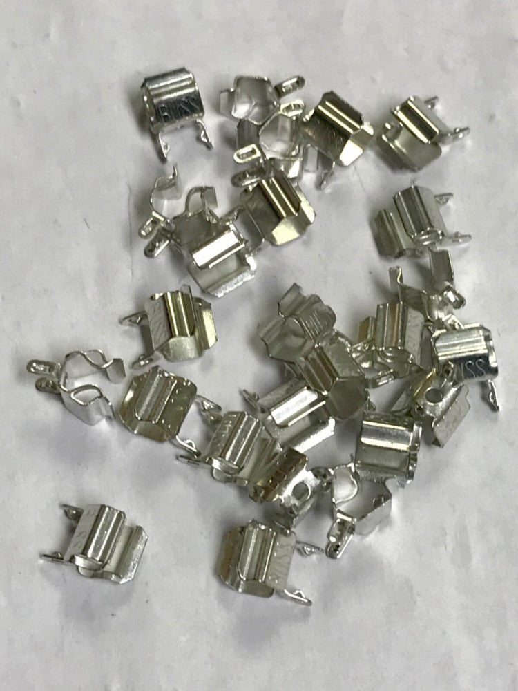 LOT OF 25 BUSS BK 1A3399 O4 R 15 AMP Fuse Clip Solder Tab Z17 1A3399 04 500 VAC