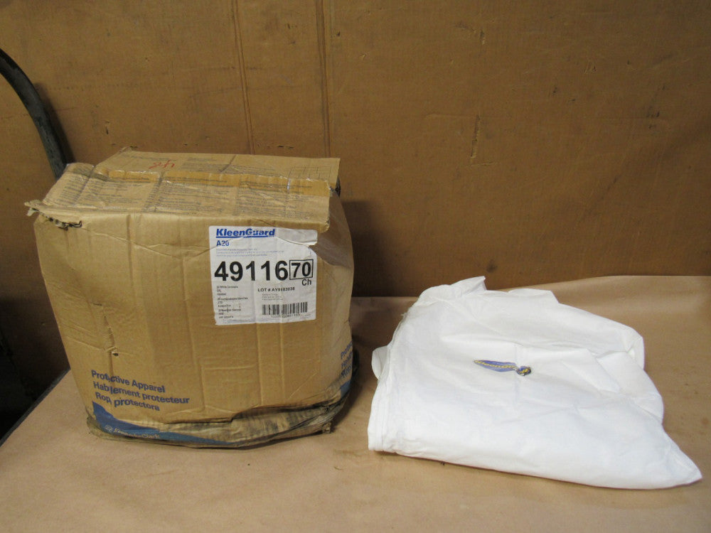NEW LOT OF 19 KLEEN GUARD A20 DISPOSABLE HOODED WHITE COVERALLS 49116 3XL