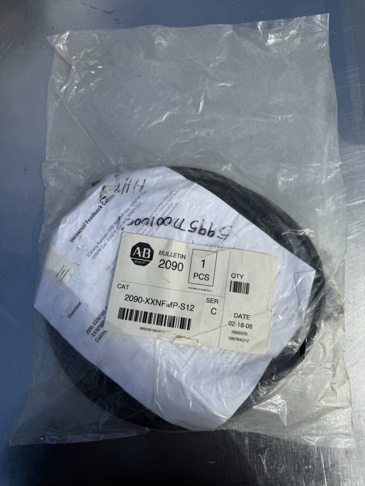 Allen Bradley 2090-XXNFMP-S12 Ser C - 12M Feedback  Cable - New