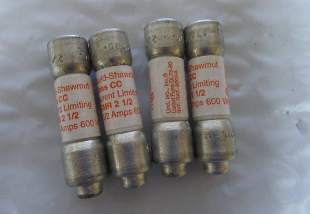 NEW LOT OF 4 GOULD SHAWMUT FUSE ATMR 2-1/2 2-1/2A AMP 600Vac